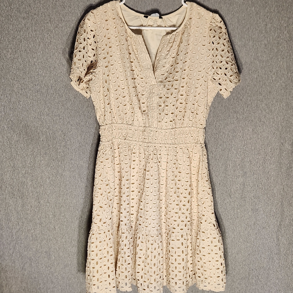 NWT Pretty Garden Boho Eyelet Dress
